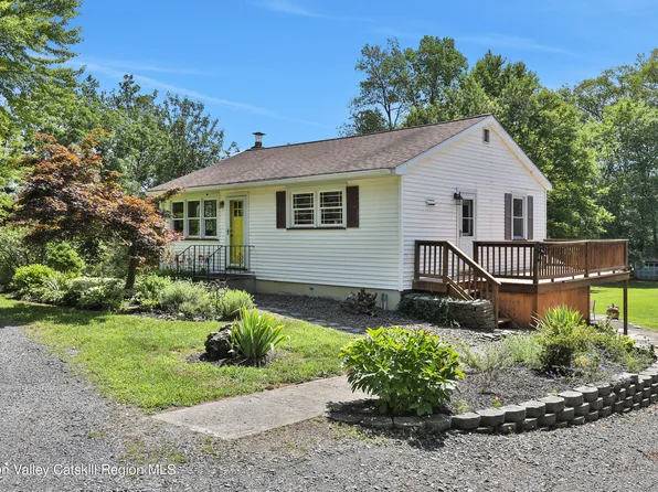 667 Albany Post Road, New Paltz, NY 12561