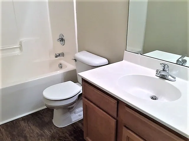 108 Alumni Ct — Photo 16