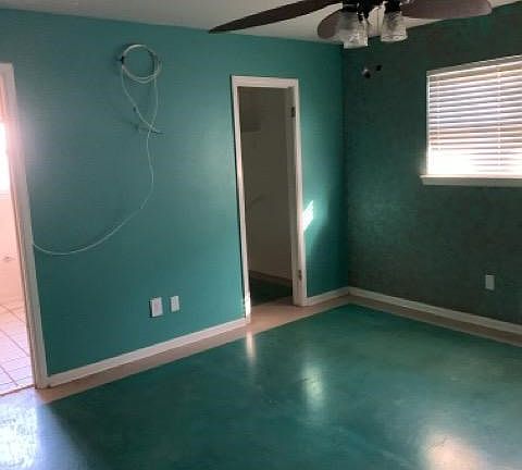 4th image of 3842 Blossom Ln