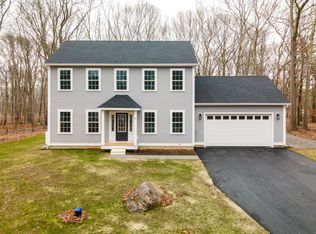 85 Vinegar Hill Rd, Gales Ferry, CT 06335