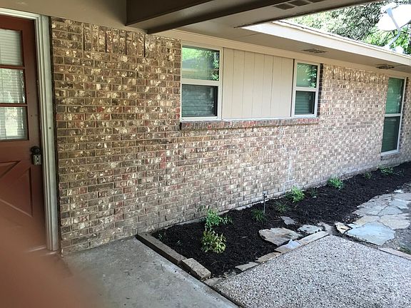 4th image of 1708 Arlington Cir