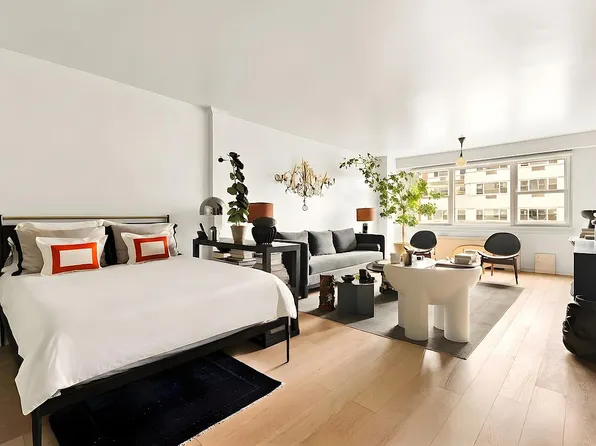 101 W 12th St APT 15P, New York, NY 10011