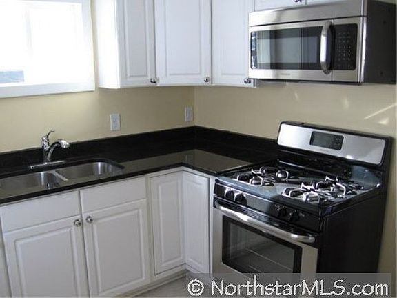 New kitchen with SS appliances and granite