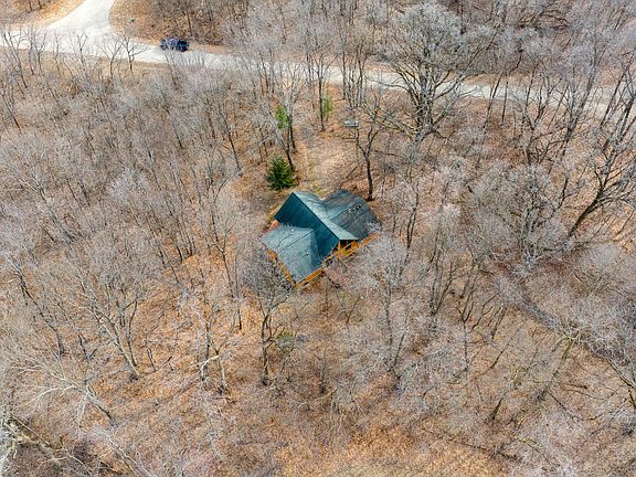 2nd image of 18 Lincoln Ct