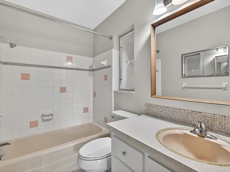 1627 Canal Ct — Photo 30