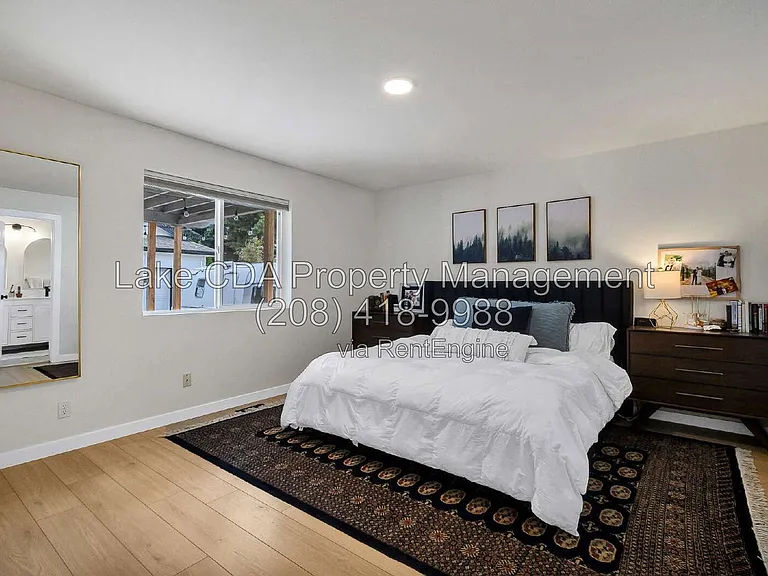 2082 E Greenleaf Ln — Photo 20