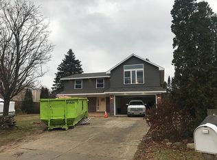 5039 Old Cove Rd, Clarkston, MI 48346