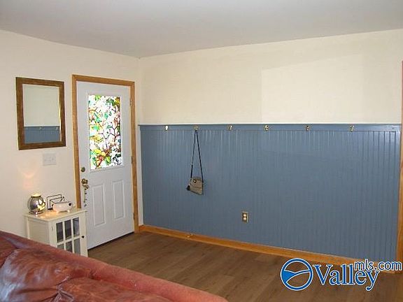 4th image of 511 Harolds Dr NW