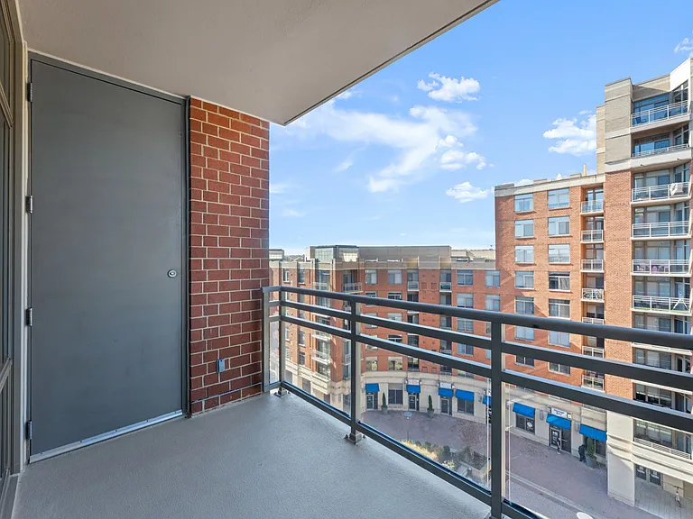 3650 S Glebe Rd #742 — Photo 31