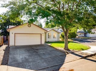 1065 Ridgefield Ct, Stayton, OR 97383