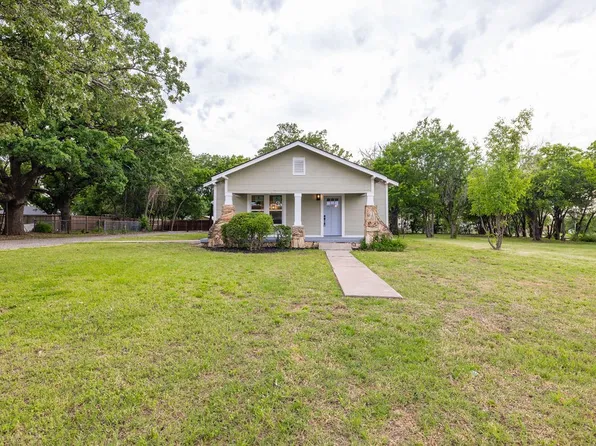 711 Fannin St, Nocona, TX 76255