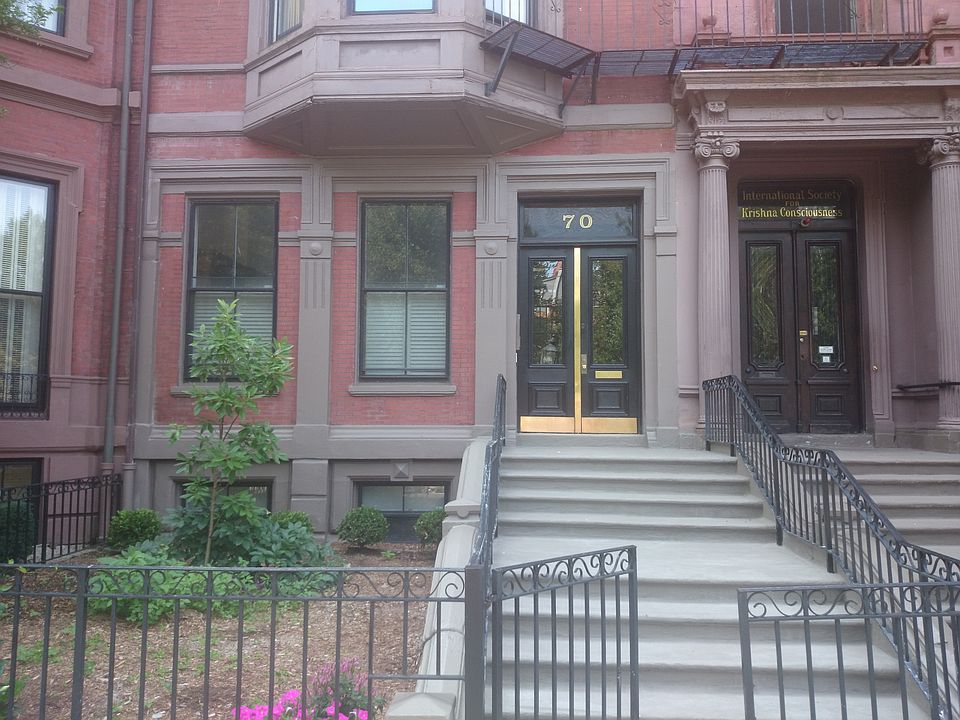 2nd image of 70 Commonwealth Ave APT 5