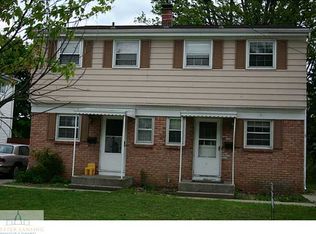 124 Marsh Dr, Grand Ledge, MI 48837