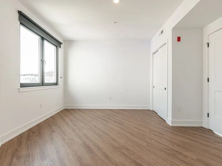 1525 Ridge Ave #301 — Photo 10