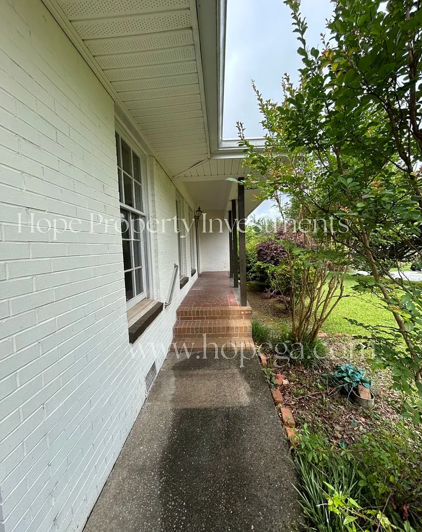 6 Georgian Drive, Newnan Ga — Photo 3