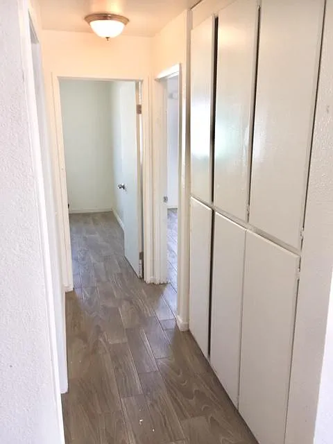 2 bed, 960 sqft, $1,925 — Photo 4