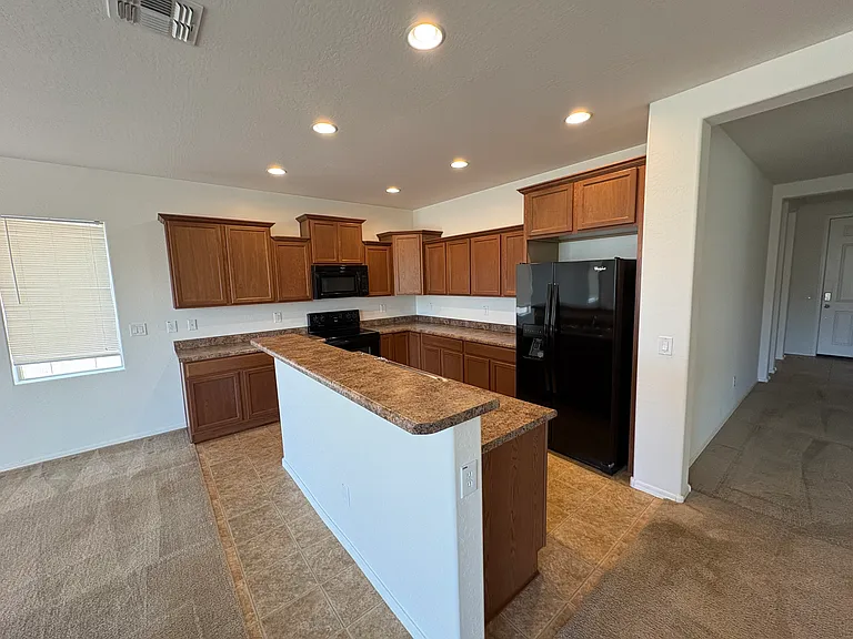 23549 W Hopi St — Photo 3