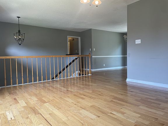 3rd image of 2165 Amadeus Dr