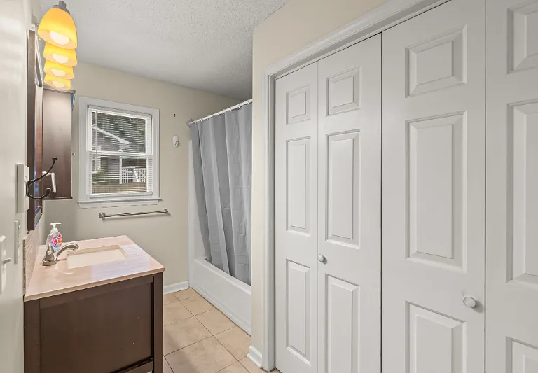 318 W Dalton Rd — Photo 9
