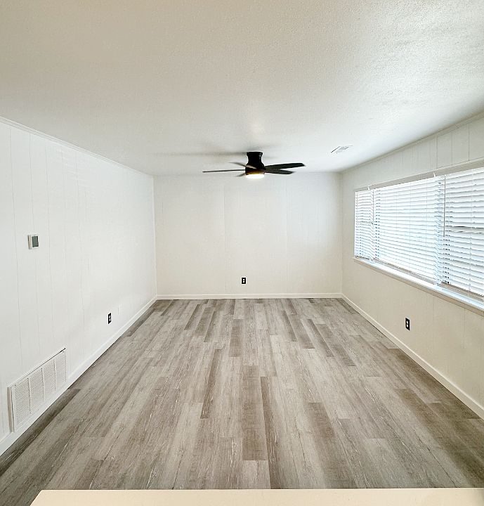 1st image of 685 N Leverett Ave APT 1