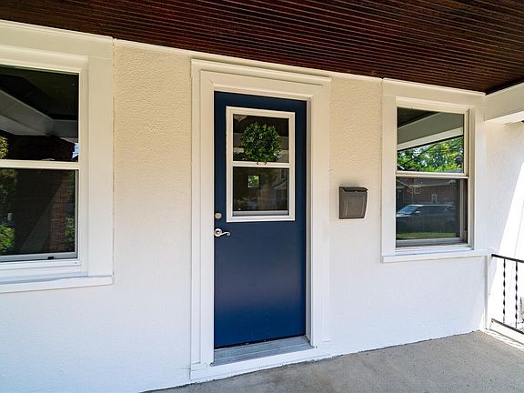 5th image of 4670 McNeil Ave
