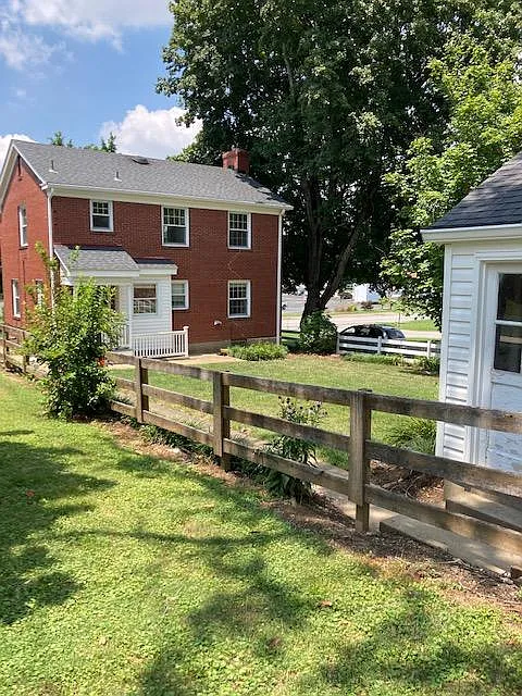1907 Newburg Road — Photo 3