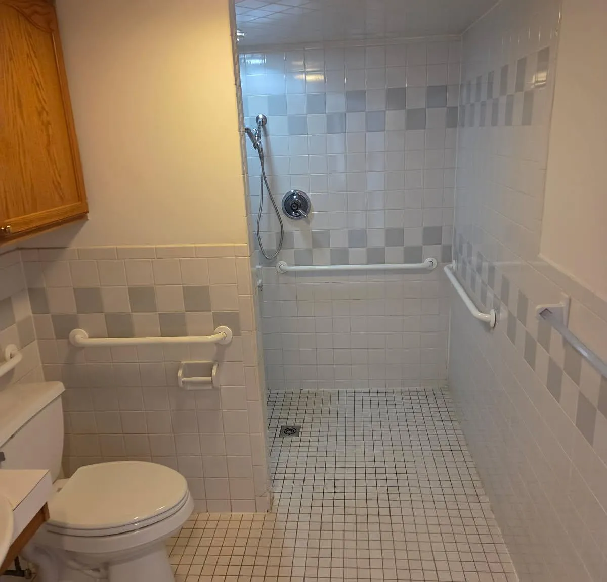 2 bed, 900 sqft, $1,350 — Photo 4