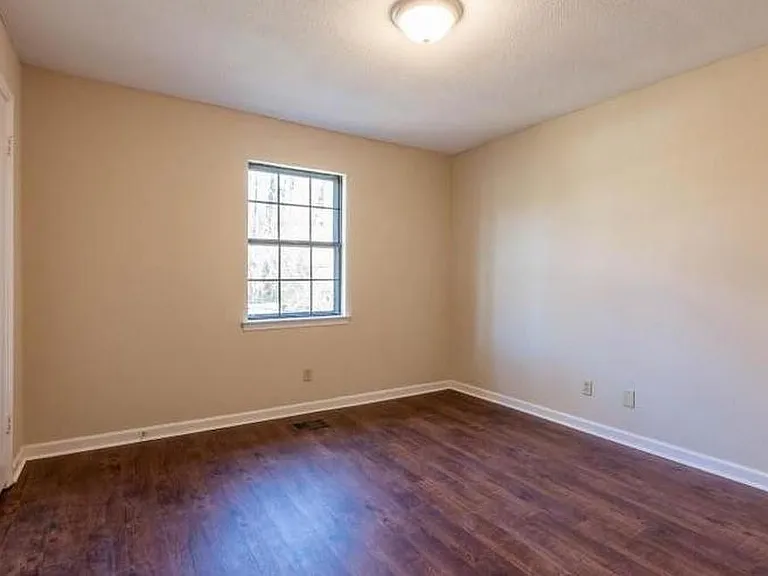 308 Crisman St — Photo 12
