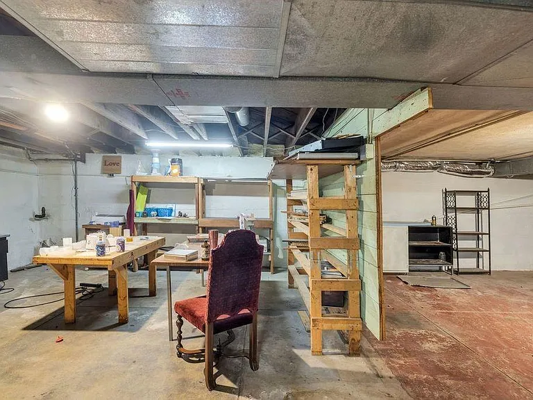 223 S Edward St #1 — Photo 22