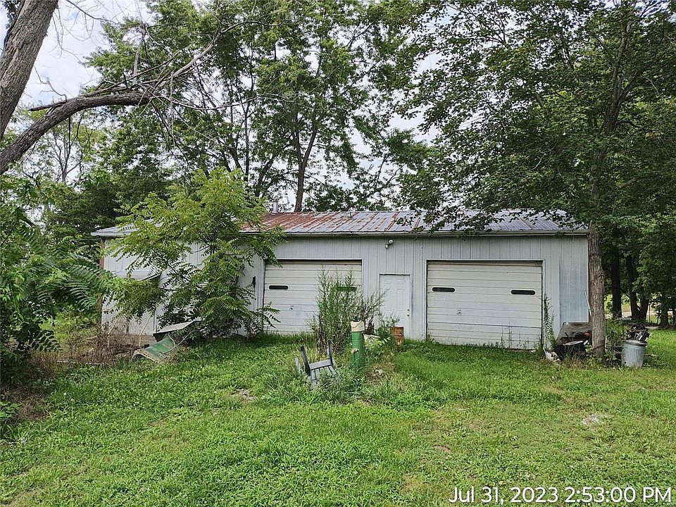 2nd image of 10704 State Highway D