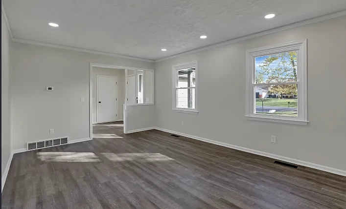 11715 Village Way Dr — Photo 3