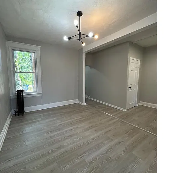 2800 W Cold Spring Ln — Photo 4