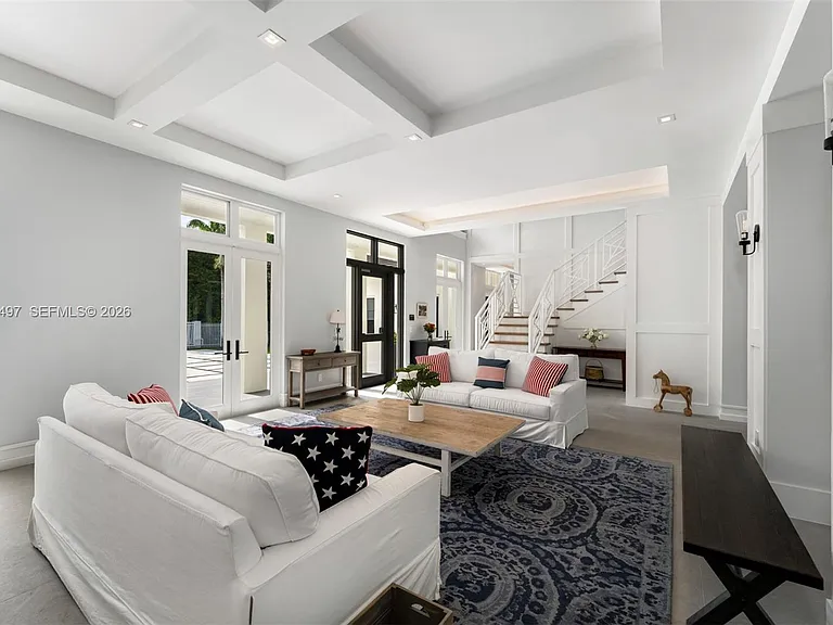 11275 SW 64th Ave — Photo 2