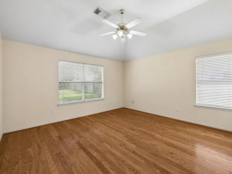 9714 Shadowglade Ct — Photo 5
