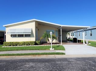 8611 27th Ave E, Palmetto, FL 34221