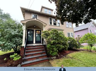 19 Stearns Rd, Watertown, MA 02472