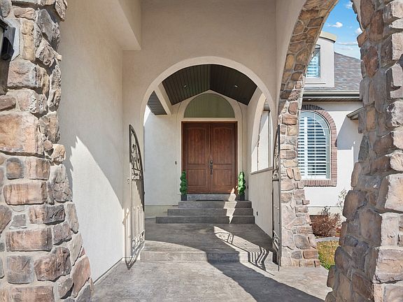 3rd image of 1352 W 900 S