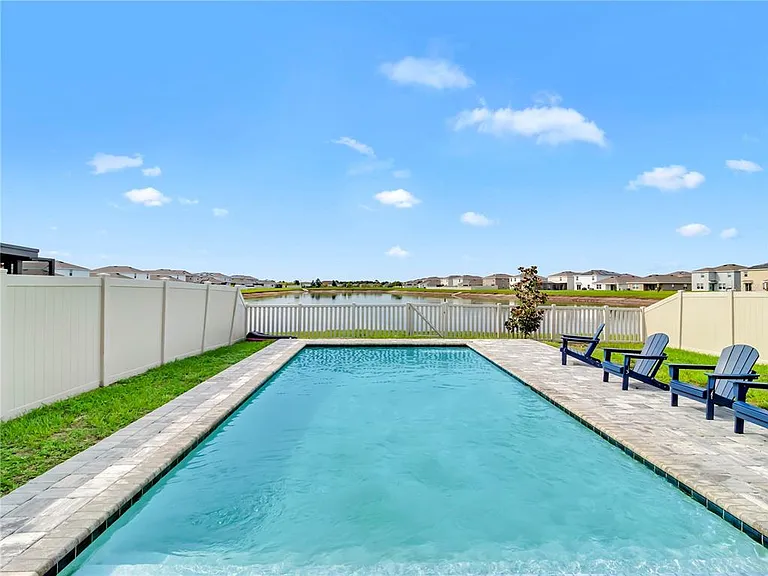 5546 Logan Cave Ave — Photo 22