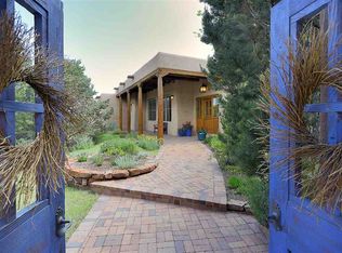 118 Barranca Dr, Santa Fe, NM 87501