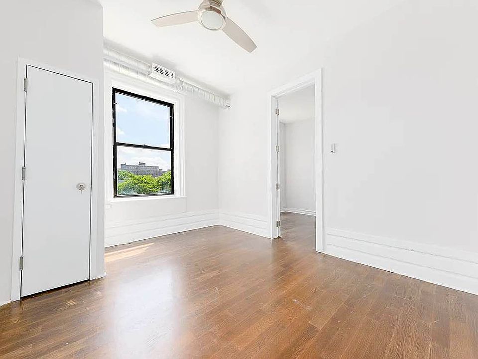 1st image of 694 Willoughby Ave #3