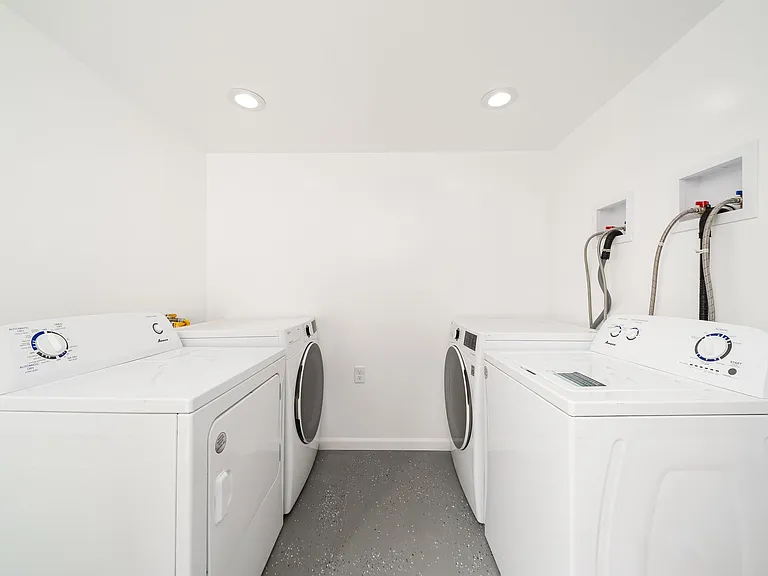 9009 Durham Ave #2 — Photo 13