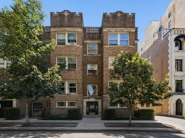 549 W Surf St #2, Chicago, IL 60657