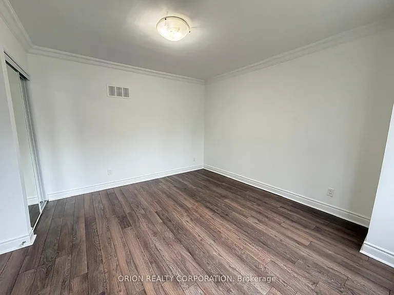 266 Viewmount Ave — Photo 28