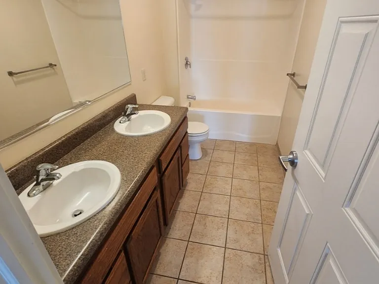11 Tompkins St #303 — Photo 6