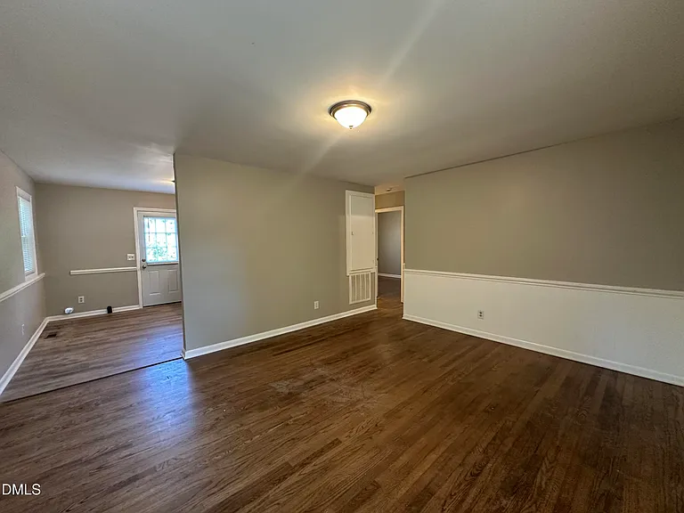 303 Weston Rd — Photo 6