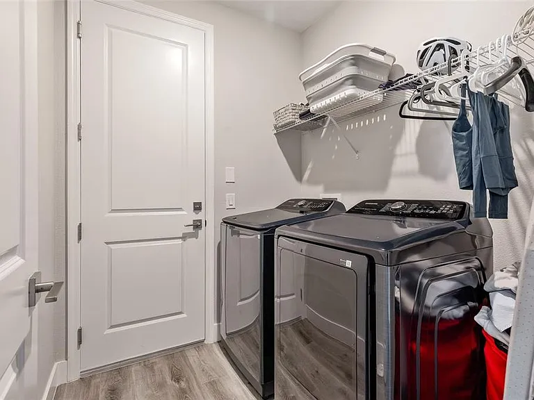 2205 Broadbrook Dr — Photo 28