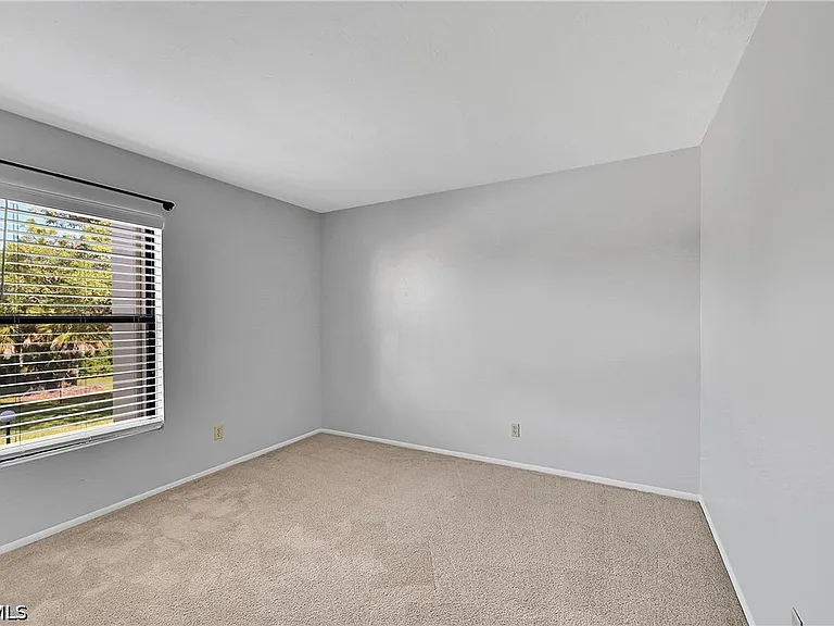 8474 Charter Club Cir #13 — Photo 22