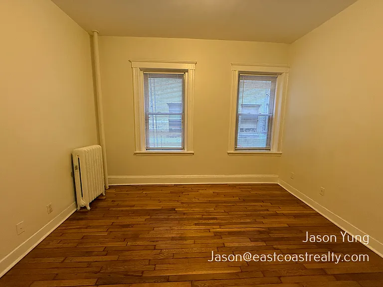 25 Queensberry St #1 — Photo 5