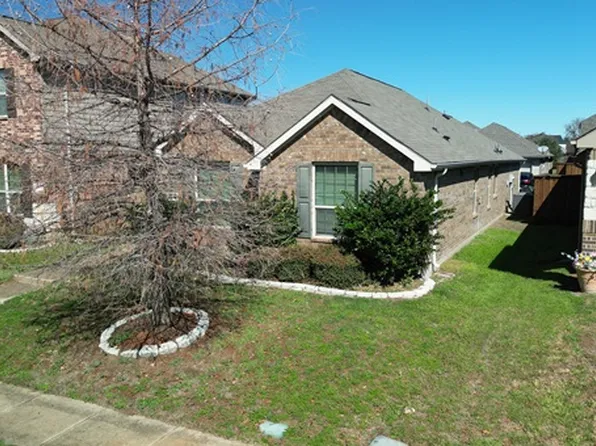 9201 Eastwood Ave, Aubrey, TX 76227