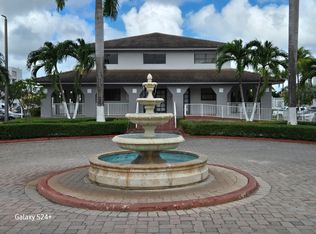 8185 NW 7th St APT 402, Miami, FL 33126